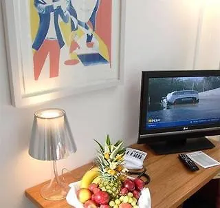 Art 4*